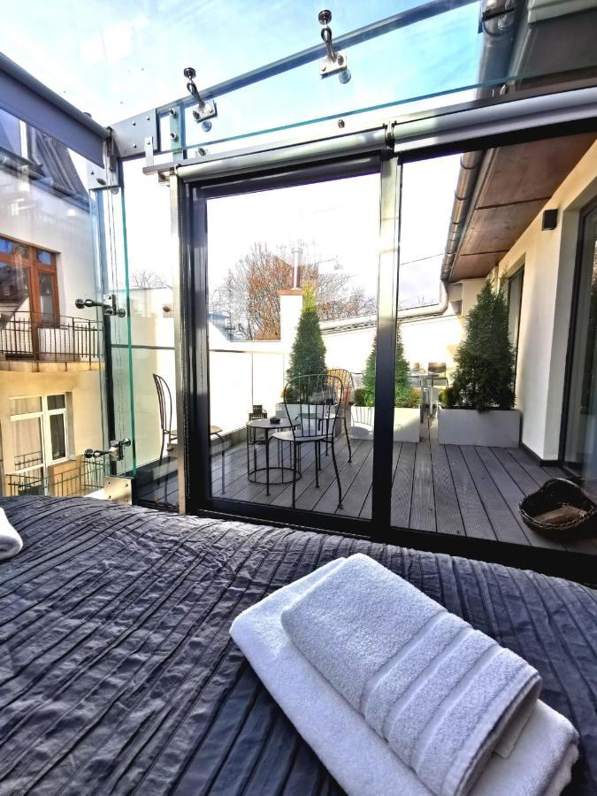 Main Square Studio With Terrace & Air Condition Cracovie Extérieur photo