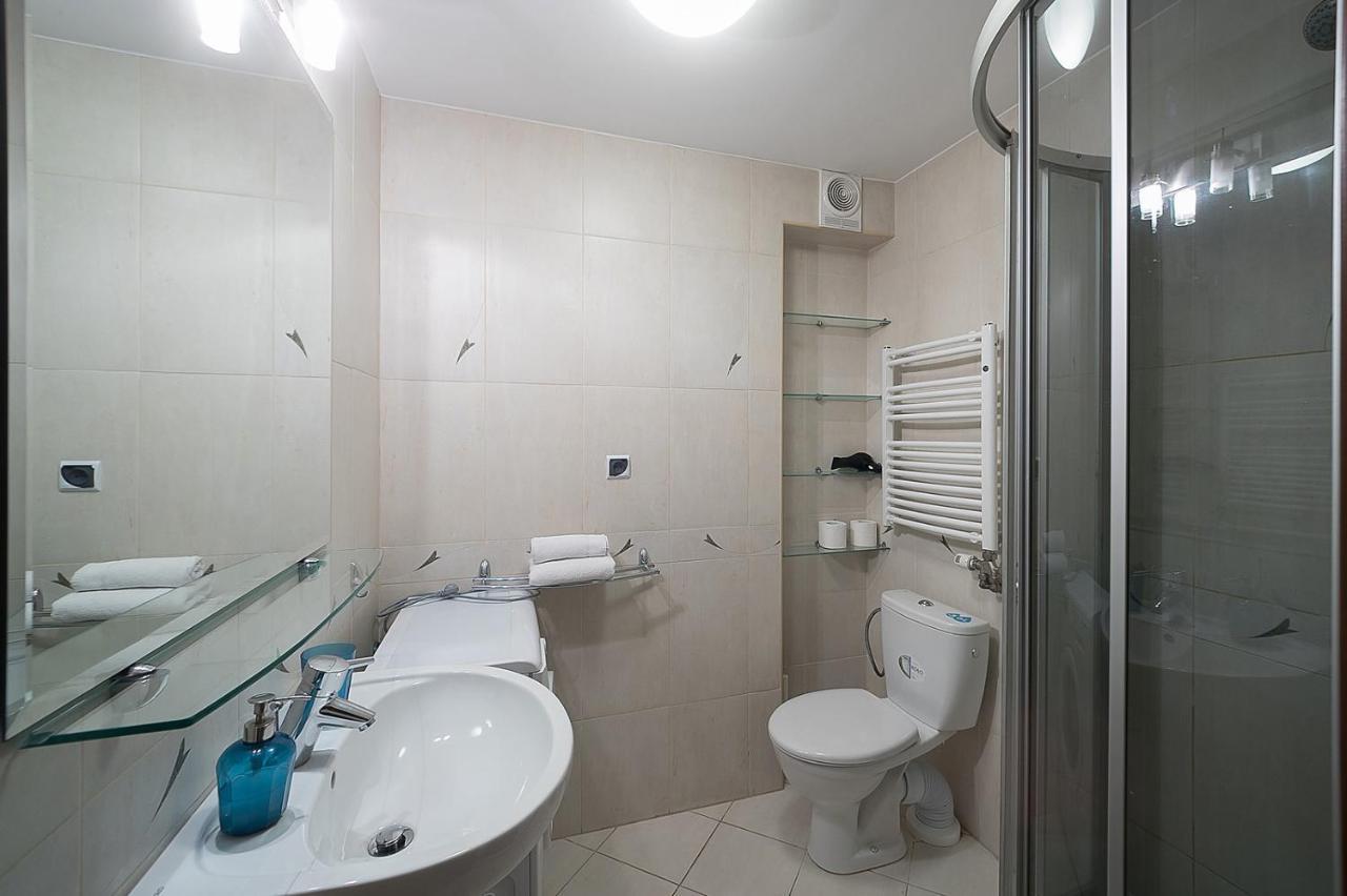 Main Square Studio With Terrace & Air Condition Cracovie Extérieur photo